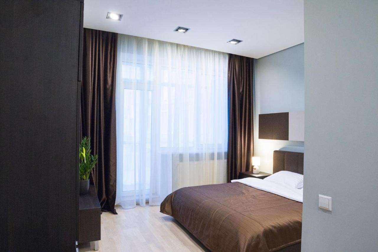 Navit Apartments With Breakfast, Near The Railway Station, The City Center And The Park Kiev Ngoại thất bức ảnh